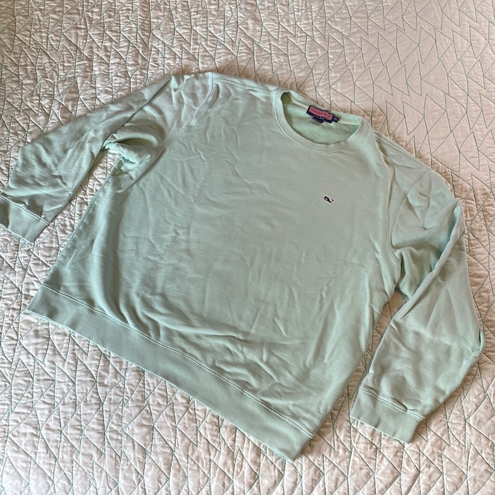 Mint green Vineyard Vines XXL crewneck sweater!